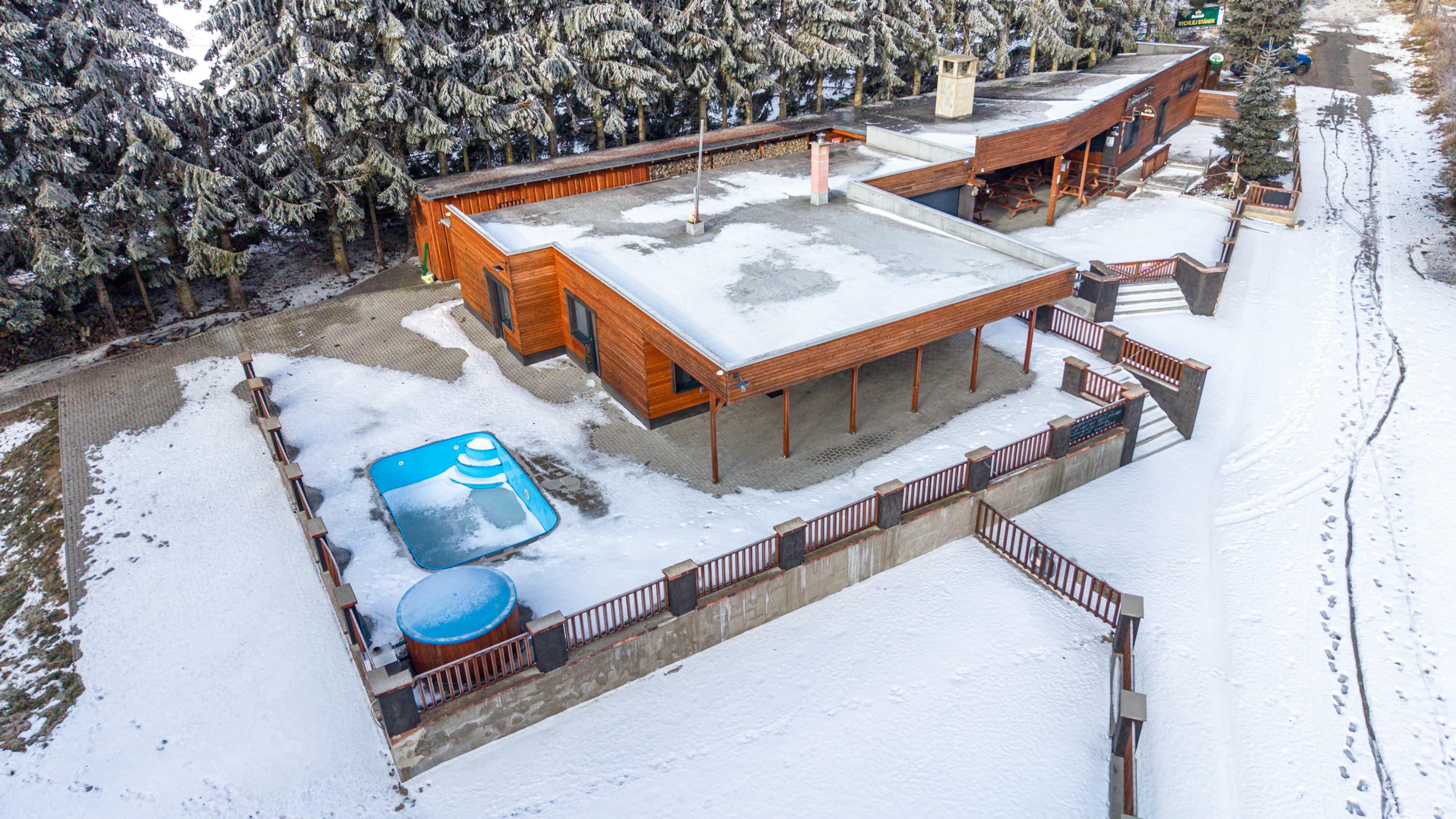 Areál Albeř — letecký pohled 2